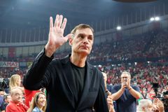 Ο Ολυμπιακός ψάχνει και ο Μπαρτζώκας αναμένει την τελευταία «πινελιά» για την ομάδα