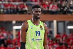 «Ανανεώνει με την Μπαρτσελόνα ο Φαλ»