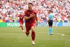 Στα γραφεία της ΑΕΚ ο Γιόβιτς, ολοκληρώνεται η σπουδαία μεταγραφή