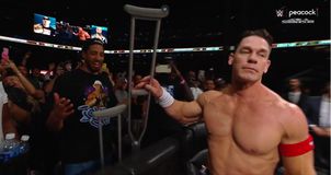 Έπος: Ο Τζον Σίνα... καβάτζωσε την πατερίτσα του Χαλιμπέρτον και την έκανε όπλο! (vid)