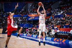 Έξαλλος ο Αμπρίνες με τη διαιτησία του Παγκοσμίου Κυπέλλου