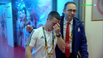 Τα δάκρυα του Ποντένσε, όταν πήγε στα αποδυτήρια του Ολυμπιακού ως παίκτης της Γουλβς (vid)