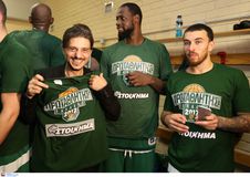 Γκιστ στο Sportal: «Γι΄ αυτό οι οπαδοί του Παναθηναϊκού είναι... τρελοί» (vid)