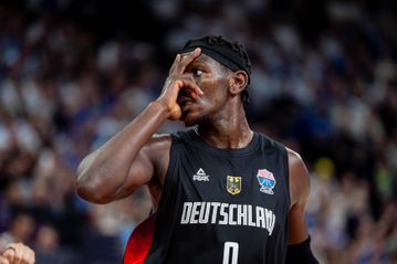 Aπίστευτη ατάκα Μπόνγκα για Μάρκανεν: «Ελπίζω να δει εφιάλτες...»