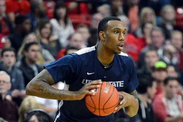 Κινδυνεύει με θανατική ποινή μπασκετμπολίστας στην Ινδονησία για κατοχή ζελέ κάνναβης