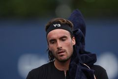 Ο Τσιτσιπάς αποσύρθηκε από το Masters της Σανγκάης