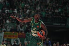 Έξαλλος ο Γκραντ: «Μπορούμε να έχουμε λίγο σεβασμό ως επτά φορές πρωταθλητές;» (pic)