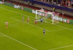 Το ακυρωθέν γκολ της Αϊντχόφεν κόντρα στον Ολυμπιακό