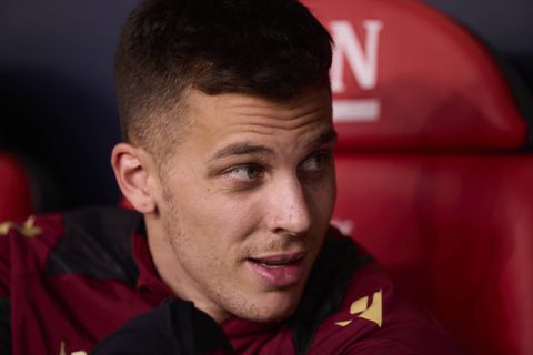 Ο Ιβάν Αλέχο προκάλεσε αποβολή με ένα... φιλί