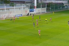 Ο Μπαχάτι με διαγώνιο σουτ έκανε το 0-2 για την Αϊντχόφεν Κ19