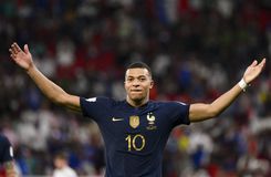 Ξεπέρασε Πελέ και Ζιντάν ο μυθικός Εμπαπέ (vids)