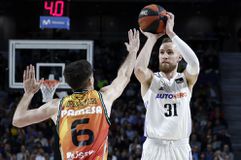 Η Ρεάλ «πάτησε» τη Βαλένθια κι ετοιμάζεται για τη Μονακό