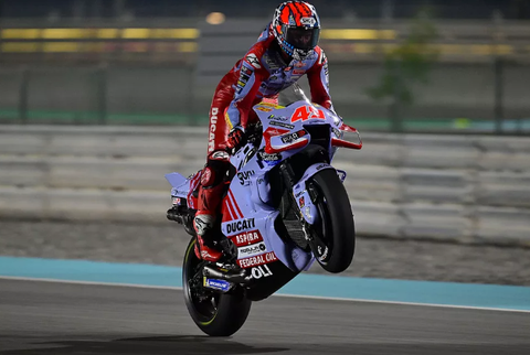 Ο Ντι Τζιαναντόνιο πήρε την παρθενική του νίκη στο GP του Κατάρ