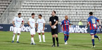 Τα είχε… όλα, ήρθε και το «στήσιμο»