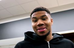 Αντετοκούνμπο: «Τι; Έβαλα τα πρώτα δέκα σουτ; Ουάου!» (vid)