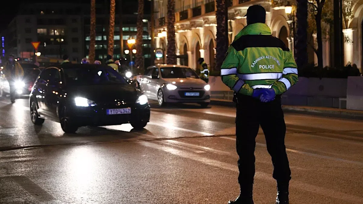 Χωρίς δίπλωμα τις γιορτές χιλιάδες οδηγοί