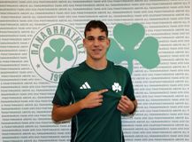 Πρώτο επαγγελματικό συμβόλαιο για τον Μπινιάρη στον Παναθηναϊκό