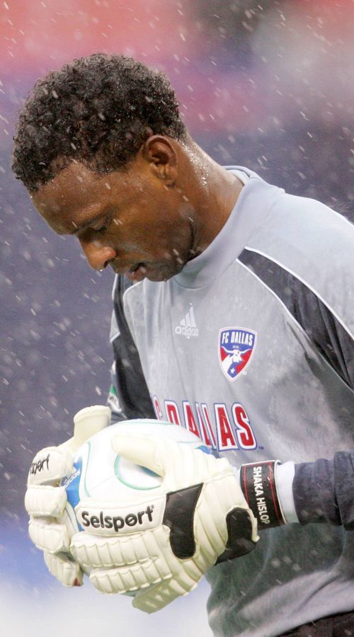 Παλαίμαχος άσος της Premier League αποκαλύπτει τη μάχη του με τον καρκίνο