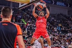 Ζορίστηκε αλλά νίκησε με ανατροπή η ομάδα του Ιτούδη με κορυφαίο Οτούρου