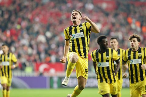 Η φαουλάρα του Μάριν στην Τουρκία κορυφαίο γκολ της League Phase του Conference – Το Top 10 (vid)