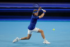 Ο Τσιτσιπάς «αγχώθηκε» αλλά κέρδισε τον Χάρις και έβαλε μπρστά την Ελλάδα στο United Cup