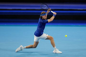 Ο Τσιτσιπάς «αγχώθηκε» αλλά κέρδισε τον Χάρις και έβαλε μπρστά την Ελλάδα στο United Cup