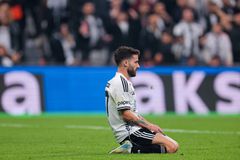 Στα άκρα η σχέση Ράφα Σίλβα και Μπεσίκτας: Τον κάλεσαν για προπόνηση στις 4 τα ξημερώματα