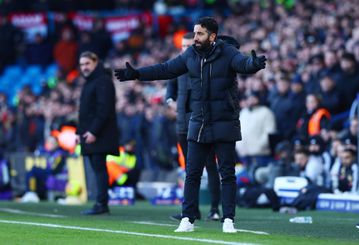 Οργή από τον γιο του Πολ Σκόουλς κατά του Αμορίμ: «Άχρηστε ηλίθιε, φύγε από εδώ»