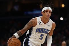 Οι Πέλικανς έχασαν από τους Μάτζικ και πιέζονται στην κατάταξη - Στο Νο 1 του ΝΒΑ οι Μιλγουόκι Μπακς