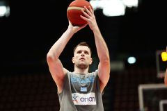 Ο Αγραβάνης θα κάνει ντεμπούτο με τον Παναθηναϊκό κόντρα στον Κολοσσό