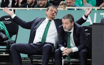 Έξαλλος ο Αταμάν στη συνέντευξη Τύπου - «Είναι γελοίο να παίζουμε Δευτέρα τέτοια ώρα, ήμασταν όλοι άθλιοι»