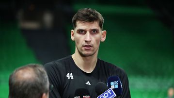 Μήτογλου: «Είμαστε επαγγελματίες και θα κάνουμε το 100% αυτών που μπορούμε - Η ομάδα είναι πάνω απ' όλα»