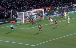 Η viral αντίδραση διαιτητή στο Κύπελλο Ισπανίας: Πανηγύρισε νομίζοντας ότι η Αλμπαθέτε ισοφάρισε