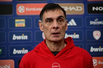 Ο Μπαρτζώκας ζήτησε συγγνώμη για το Ντουμπάι - Τον πήρε τηλέφωνο ο οπαδός που τον έβρισε