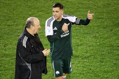 Παναθηναϊκός: Το επεισόδιο με Μπακασέτα και η γκρίνια για Μπενίτεθ