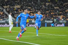 Πάρτι της Ατλέτικο στο «Μπενίτο Βιγιαμαρίν», συνέτριψε με πεντάρα την Μπέτις και προκρίθηκε στα ημιτελικά