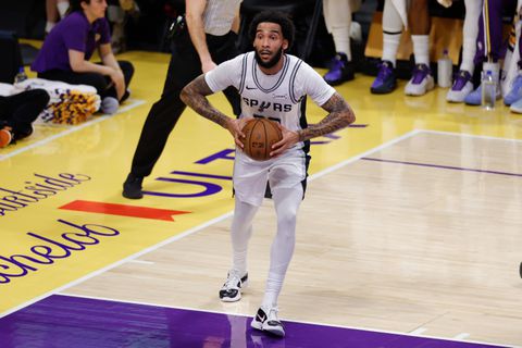 Οι Σπερς «πλήγωσαν» ξανά τους Θάντερ