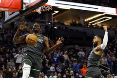 Λύκοι επιτέθηκαν στους Βασιλιάδες και η Μινεσότα νίκησε στο Σακραμέντο - Τα αποτελέσματα και η κατάταξη του ΝΒΑ