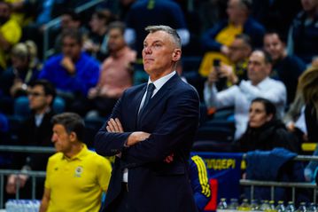 Γιασικεβίτσιους: «Ο Θεός να φυλάξει την Κωνσταντινούπολη απόψε» (vid)