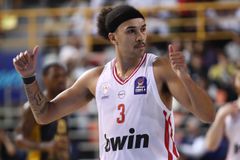 Γουόρντ: «Να δείξουμε τον σκληρό μας χαρακτήρα για τη νίκη» (vid)