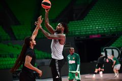 Προπονείται εντατικά με δικό του άτομο ο Λεσόρ - Το βίντεο του Sportal