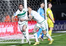 Ο Σπόραρ άλλαξε, η διαιτησία όχι…