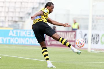 Τεράστια ευκαιρία με τον Λιβάι σε κενή εστία (vid)