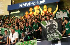 Ο επίσημος λογαριασμός της Μπάγερν έδωσε επική απάντηση σε ερώτηση αν το «χόρτο μαγικό»... επιτρέπεται!