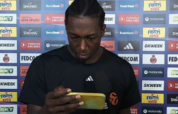 Μόνο ο Ναν δεν εντυπωσιάζεται από τον Ναν: Η Euroleague του έδειξε το βίντεο  και εκείνος «σφύριζε» αδιάφορα (vid)