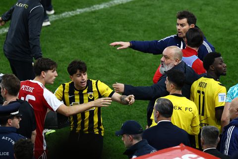 Ένταση στη φυσούνα του «Γ. Καραϊσκάκης» - Τι συνέβη (pics)