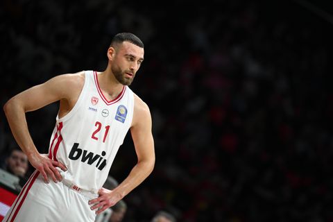 Νετζήπογλου: «Δεν με ενδιαφέρει να βάζω ούτε δύο πόντους, αρκεί να κερδίζει η ομάδα - Όνειρό μου να έρθω εδώ»