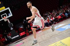 Λάμψη Νετζήπογλου στο ΣΕΦ με 17 πόντους στο ημίχρονο - Έβαλε και buzzer beater! (vid)