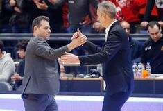 «Η Χάποελ σκέφτεται να χρησιμοποιήσει ως έδρα την Ελλάδα»