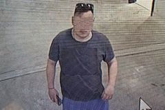 Συνελήφθη στην Εύβοια ο οπαδός της ΑΕΚ που πέταξε φωτοβολίδα ευθείας βολής στο ματς με τον Βόλο